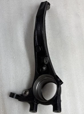 Front Driver Side Steering Knuckle Assembly for 2008 2009 2010 Hyundai Sonata - Image 1 of 4