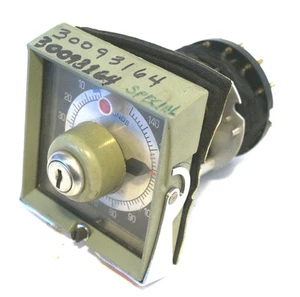 USED EAGLE SIGNAL HP52A601 1607 TIMER 120V 60HZ - Picture 1 of 2
