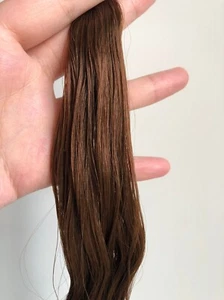Capelli per bambola OOAK 30 g/70 cm Saran - Foto 1 di 2