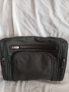 Tumi Gen 4 Ballistic Nylon HANGING TRAVEL DOPP KIT - BLACK on BLACK - Picture 1 of 7
