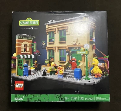 DAMAGED BOX LEGO Ideas 123 Sesame Street 21324 Retired - Image 1 of 4