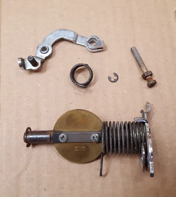 Carburador delantero Suzuki VS700 INTRUDER 1986 1987 eje del acelerador aleta montaje Foto 1 de 4