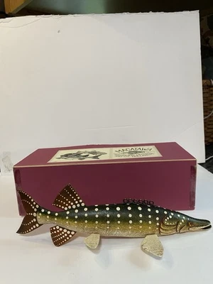 Macatawa Bait Co. Early Northern Pike Spearing Decoy Original Box 10” - Image 1 of 4