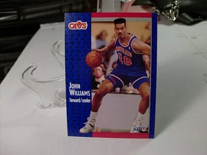1991-92 Fleer Basketball #40 - John Williams UER - Cleveland Cavaliers 91-283 - Picture 1 of 2