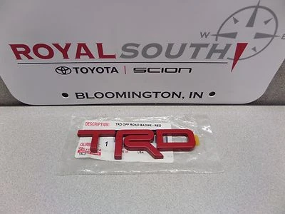Insignia emblema roja Toyota Tacoma TRD genuina OEM OE  Foto 1 de 2
