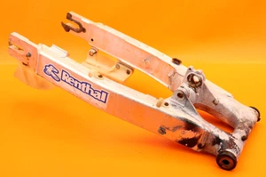 Honda XR250R XR250 1990 basculante trasero brazo oscilante suspensión 52100-KZ1-670 - Imagen 1 de 18