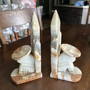 Vintage handgeschnitzte Alabaster Marmor Onyx mexikanischer Amigo Siesta Kaktus Buchstützen - Bild 1 von 6