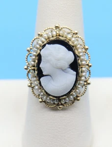 Grande vintage anni 80 oro giallo 14 kt nero bianco Syn. Anello perle semi cammeo misura 8 - Foto 1 di 12