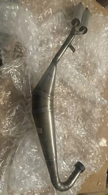 Team Calamari Racing Escape YAMAHA YSR TUBO DUPLO FERRÃO NOVO NOS Raro YSR50 - Imagem 1 de 4