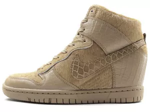 2014 NIKE DUNK SKY HI SP UNDERCOVER size 35.5 US 5 animal 717122-200 liberty dsm - Picture 1 of 2