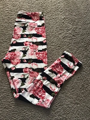 Lularoe TC2 Leggings Rosa Floral Negro Blanco Rayas Nuevo Alto Curvilíneo Difícil de Encontrar Foto 1 de 3