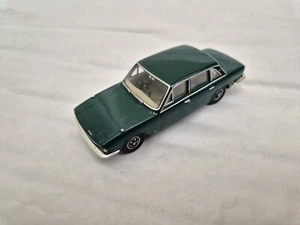 COCHE FUNDIDO A PRESIÓN 1/43 CORGI VANGUARDS VA08208 TRIUMPH 2.5 PI MK2 VERDE ESMERALDA - Imagen 1 de 4
