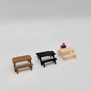 OO Gauge Picnic Benches/Pub Tables "Various Colours" "Assembled" 1/76 Scale - Picture 1 of 15