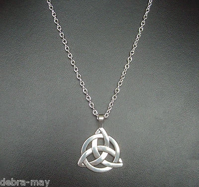 Celtic Triquetra Trinity Knot Pendant Silver Plated Long Chain Necklace - 24" - Image 1 of 4