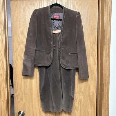 De Colección Sasson Talla 8/9 2 Piezas Traje Pana Chaqueta Falda Años 90 Color Gris  Foto 1 de 4