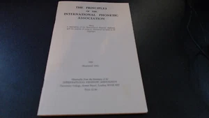 The principles of the international phonetic Association - Reprinted 1982 - Picture 1 of 12