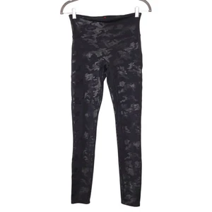 SPANX Faux Leather Leggings in Black Camo Sleek High-Waist Active Women's M - Bild 1 von 12