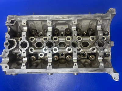 AUDI A4 A5 2.0T TSI 2009 2010 2011 2012 - culata 06H103373 k solo OEM Foto 1 de 4