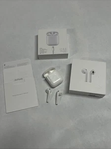 Apple airpods 2nd generation w Case READ PLEASE MMEF2AM/A - Picture 1 of 2