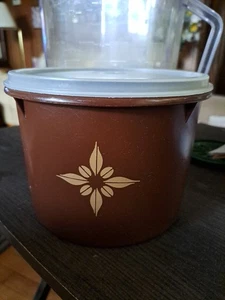 Vintage Tupperware 6" Coffee Tea Canister Brown Container Opaque White Lid - Picture 1 of 6