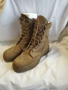 Stivali da combattimento militari Vibram da uomo marroni taglia 9R - Foto 1 di 9