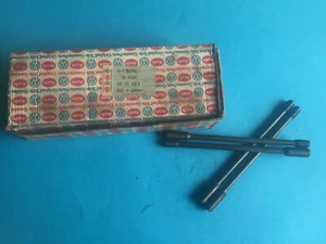 VW T2 1971-79 T25 1983-92 Cylinder Head Stud 175mm X 4 Studs 025101143B NOS - Picture 1 of 7
