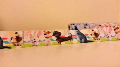 1 metre - 22mm (7/8") wide GROSGRAIN THE SECRET LIFE OF PETS DACHSHUND RIBBON - Image 1 of 2