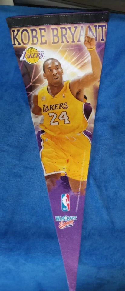 Vintage WinCraft NBA Basketball Kobe Bryant Los Angeles Lakers Pennant 2009 - Image 1 of 1