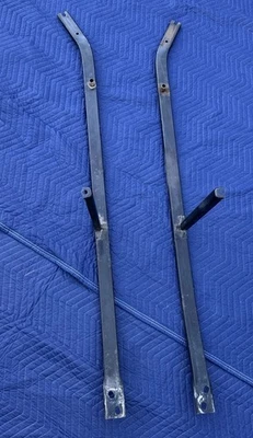 2010 - 2014 Ford Mustang Convertible LH + RH Support Frame Bracket Brace OEM Set Foto 1 de 4