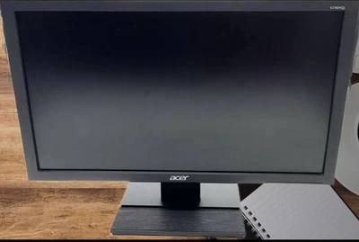 Acer V246HQL Monitor 24" TFT LCD Pivot 1920 x 1080 FullHD LED-Backlight - Bild 1 von 3