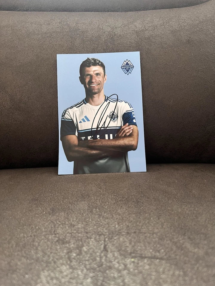 Thomas Müller x Vancouver Whitecaps - Repro Autogramm 10.5x14.8 25/26 - Bild 1 von 1