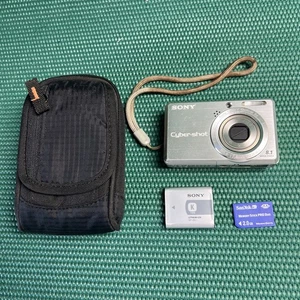 Sony Cyber-Shot DSC-S780 8.1MP Digitalkamera silber ohne Ladegerät - Bild 1 von 9