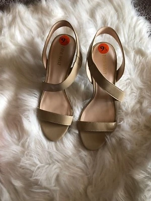 Nine West Adorbs Patent Nude Beige Ankle Asymmetrical Strap Sandal Heels Sz 9 .5 - Image 1 of 2