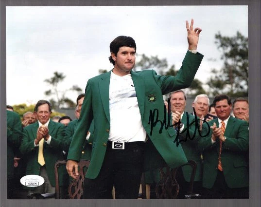BUBBA WATSON HAND SIGNED 8x10 COLOR PHOTO        MASTERS GREEN JACKET      JSA - Image 1 of 1