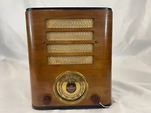 Radio agrícola ""Fiver"" con batería Crosley modelo 527 de 2 V - Imagen 1 de 5
