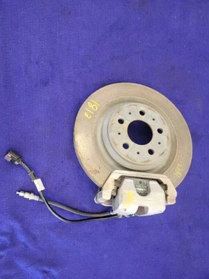 Tesla Model 3 2017 2018 2019 2020 largo alcance conductor pinza trasera izquierda rotor pad Foto 1 de 4