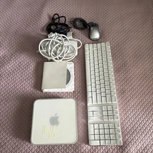 Apple Mac Mini 2005 A1103 1.25GHz G4 PowerPC 37G HDD 512MB RAM CD/DVD - TESTED - Picture 1 of 3