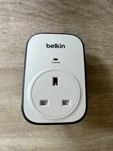 Belkin BSV102AF SurgeCube 1 Outlet Surge Protector Plug - Grey/White - Photo 1/2