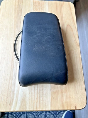 Asiento de pasajero trasero Harley-Davidson Stock usado para FXDWG Wide Glide 51504-10 Foto 1 de 4