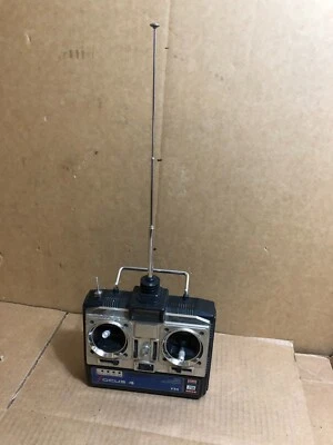 Transmisor de control remoto Hitec Focus 4 RC con batería recargable Foto 1 de 4