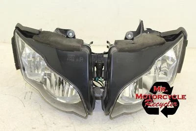 08-11 HONDA CBR 1000 RR OEM FAROL DIANTEIRO FAROL 33102-MFL-305 E11 - Imagem 1 de 4