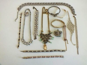 SELECTION OF ASSORTED JEWELLERY ITEMS INCLUDES GOLD PLATED, NAPIER, SWAROVSKI CR - Picture 1 of 6