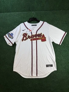 Camiseta Nike Atlanta Braves Ozzie Albies Serie Mundial 2021 Dorada Hombre’s Talla Grande - Imagen 1 de 11