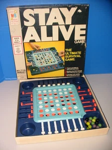 Milton Bradley Stay Alive Juego de Mesa Ultimate Survival Con Canicas De Colección 1971 - Imagen 1 de 14