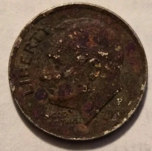 2000 P Roosevelt Dime Coin Brown Lamination - Picture 1 of 3