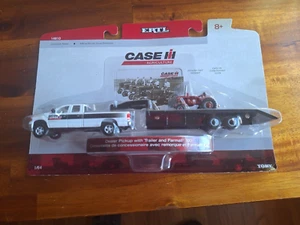 VERY HARD TO FIND Ertl 14811 Dealer Pickup with trailer and Farmall 100 - Picture 1 of 1