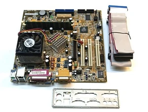 ASUS A7N266-VM REV. 1.05, AMD ATHLON XP 1800+, DDR RAM 256 MB, #AA2 - Foto 1 di 10