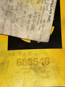 OEM Caterpillar 688546 Belt Set Of 2 V-Belt - NEW - Picture 1 of 1