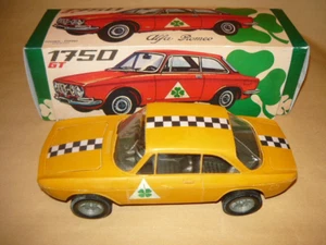 POCHER ALFA ROMEO 1750 GT AUTOMODELLO SCALA 1/13 POCHER RIVAROSSI MODEL CAR - Foto 1 di 9