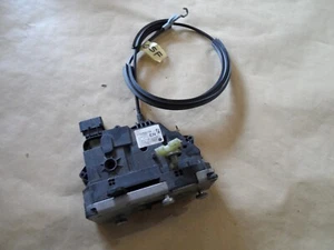 VAUXHALL CORSA D 1.6 VXR 2008. MOTOR CIERRE CENTRALIZADO PUERTA LADO CONDUCTOR - Imagen 1 de 1